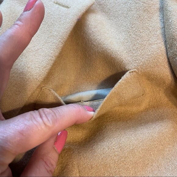 Redwood and Ross 100% Camel Hair Jacket - Picture 10 of 14